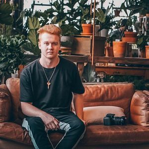 Meet your Posher, Caleb